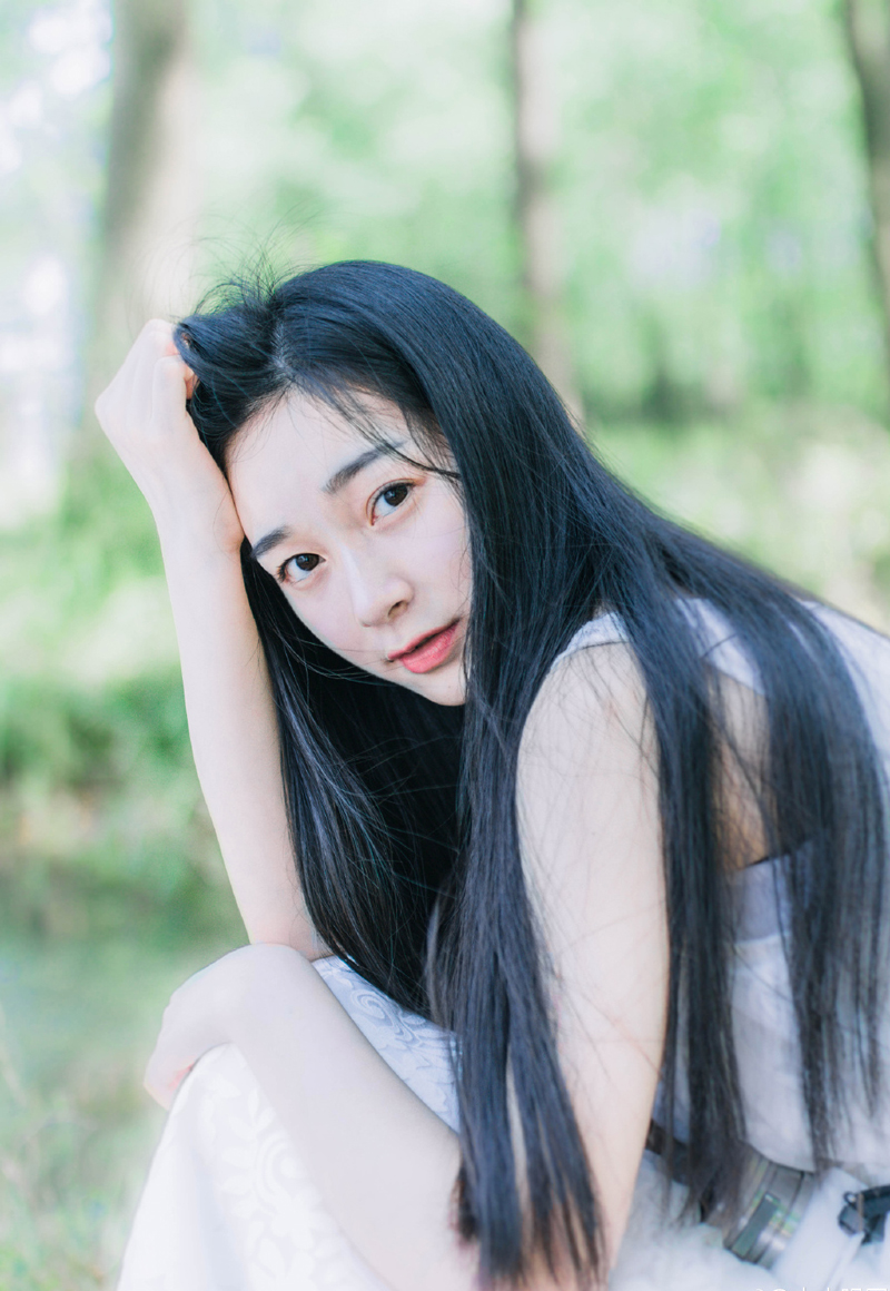 我们总嗜好去验证别人对我们许下的诺言，却很少去验证自己给自己许下的诺言。